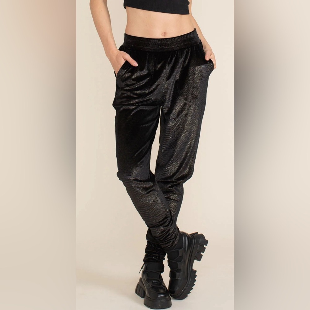Black Joggers | Spirithoods